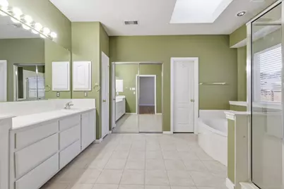 1052 E Seminole Trail, Carrollton, TX 75007 - Photo 20