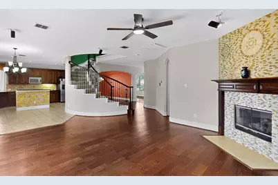 1343 Valley Vista Drive, Irving, TX 75063 - Photo 10