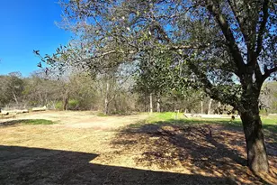 210 Knob Hill Dr, Granbury, TX 76048 - Photo 28