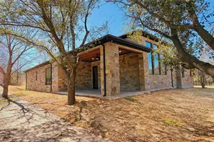 210 Knob Hill Dr, Granbury, TX 76048 - Photo 26