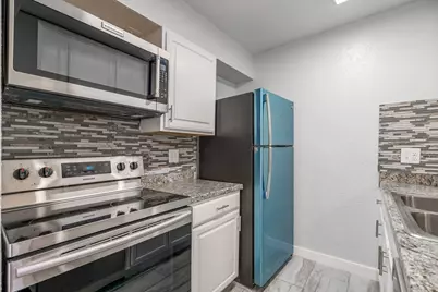 2627 Douglas Avenue #125, Dallas, TX 75219 - Photo 12