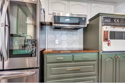 901 Rockwall Drive, Euless, TX 76039 - Photo 14