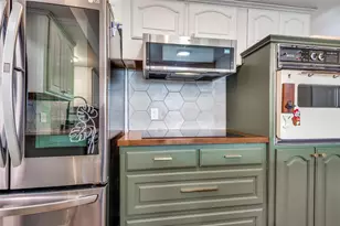 901 Rockwall Dr, Euless, TX 76039 - Photo 14