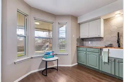 901 Rockwall Drive, Euless, TX 76039 - Photo 10