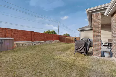 8113 Wildwest Drive, Fort Worth, TX 76131 - Photo 18