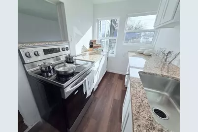 727 W Day Street, Denison, TX 75020 - Photo 6