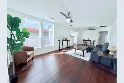 727 W Day Street, Denison, TX 75020 - Photo 4