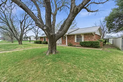 8832 Herman Street, White Settlement, TX 76108 - Photo 4