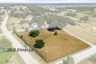 2915 Clover Ln, Dalworthington Gardens, TX 76015 - Photo 1