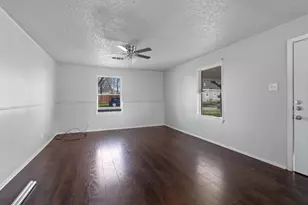 120 E Monterey St, Denison, TX 75021 - Photo 8