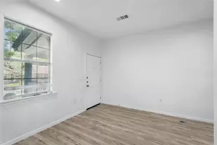 5341 Ash Ln, Dallas, TX 75223 - Photo 12