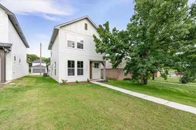 1217 Chestnut Court, Runaway Bay, TX 76426 - Photo 1