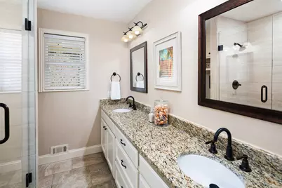 9352 Briarhurst Drive, Dallas, TX 75243 - Photo 20