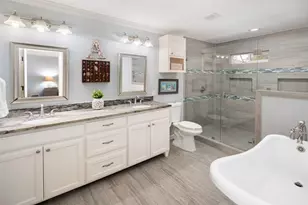 9352 Briarhurst Dr, Dallas, TX 75243 - Photo 16