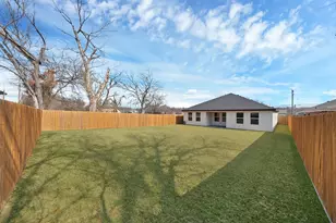 1812 Dillard St, Fort Worth, TX 76105 - Photo 32