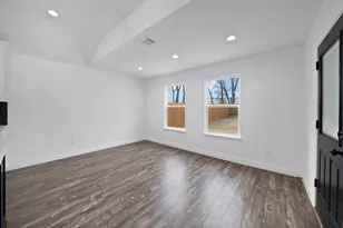 1812 Dillard St, Fort Worth, TX 76105 - Photo 12