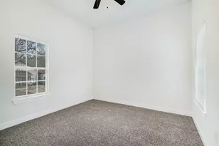 1605 Pine Bluff St, Paris, TX 75460 - Photo 14