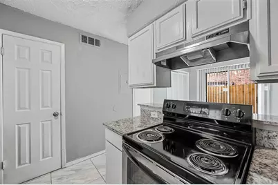 3034 Tudor Lane #3038, Irving, TX 75060 - Photo 6