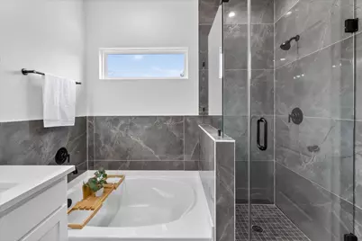 1681 C F Hawn Freeway Avenue, Dallas, TX 75215 - Photo 22