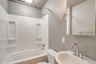 100 Henderson St, Waxahachie, TX 75165 - Photo 18