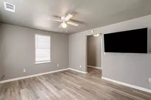 100 Henderson St, Waxahachie, TX 75165 - Photo 4