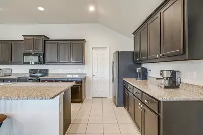 9200 Vistamill Trail, Fort Worth, TX 76179 - Photo 10