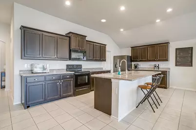 9200 Vistamill Trail, Fort Worth, TX 76179 - Photo 4