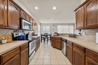 1129 Mourning Dove Drive, Burleson, TX 76028 - Photo 8