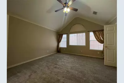 8628 Forest Glen Drive, Irving, TX 75063 - Photo 10