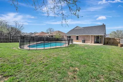 1619 Merritt Drive, Mansfield, TX 76063 - Photo 2