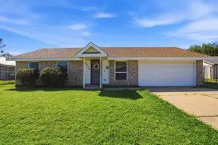 6944 Knob Hill Rd, Forest Hill, TX 76140 - Photo 4