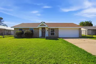 6944 Knob Hill Rd, Forest Hill, TX 76140 - Photo 1