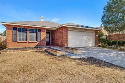 16504 Cowboy Trail, Fort Worth, TX 76247 - Photo 2