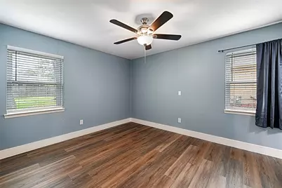 6413 Stonewall Street, Greenville, TX 75402 - Photo 8