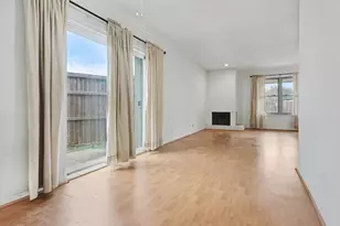 13881 Brookgreen Dr, Dallas, TX 75240 - Photo 10