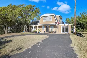 1106 Scenic Dr, Granbury, TX 76048 - Photo 2