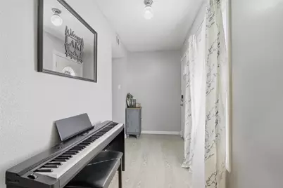 1106 Scenic Drive, Granbury, TX 76048 - Photo 14