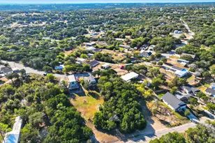 1106 Scenic Dr, Granbury, TX 76048 - Photo 24