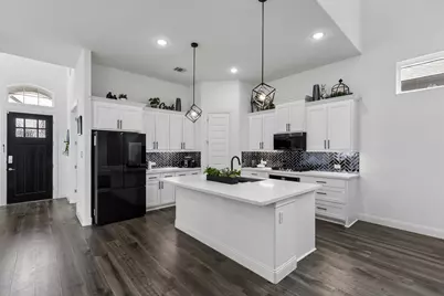 704 Waterbrook Parkway, Argyle, TX 76226 - Photo 12