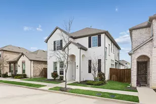 704 Waterbrook Pkwy, Argyle, TX 76226 - Photo 2