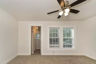 814 W College St, Sherman, TX 75092 - Photo 8