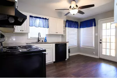 1500 S Scullin Avenue, Denison, TX 75020 - Photo 6