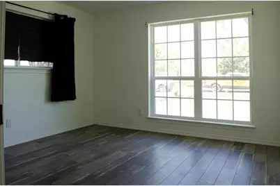 308 E Broadmore Avenue, Wills Point, TX 75169 - Photo 8