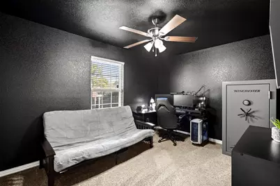 300 Lipscomb Street, Cleburne, TX 76031 - Photo 24