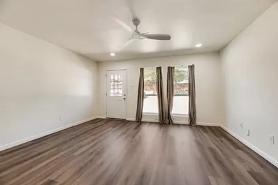 190 Merlin Way, Euless, TX 76039 - Photo 36