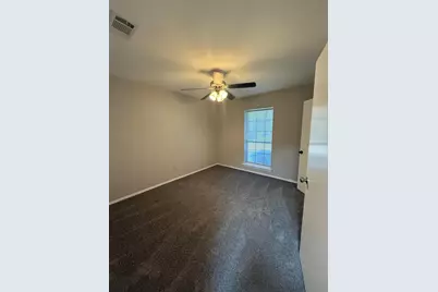 304 E Hickory Street #B, Kaufman, TX 75142 - Photo 8