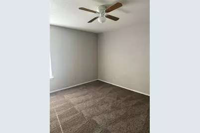 304 E Hickory Street #B, Kaufman, TX 75142 - Photo 6