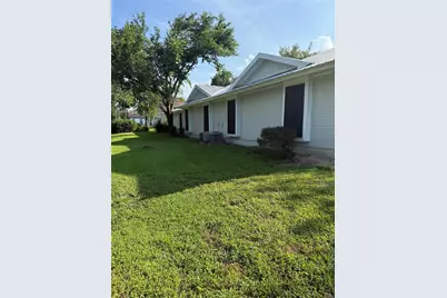 304 E Hickory Street #B, Kaufman, TX 75142 - Photo 10