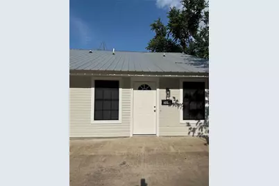 304 E Hickory Street #B, Kaufman, TX 75142 - Photo 1