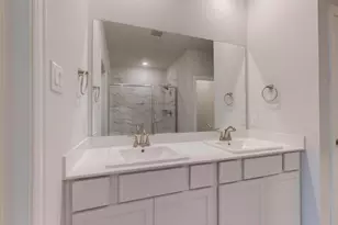 2510 Plumas Dr, Lewisville, TX 75056 - Photo 10